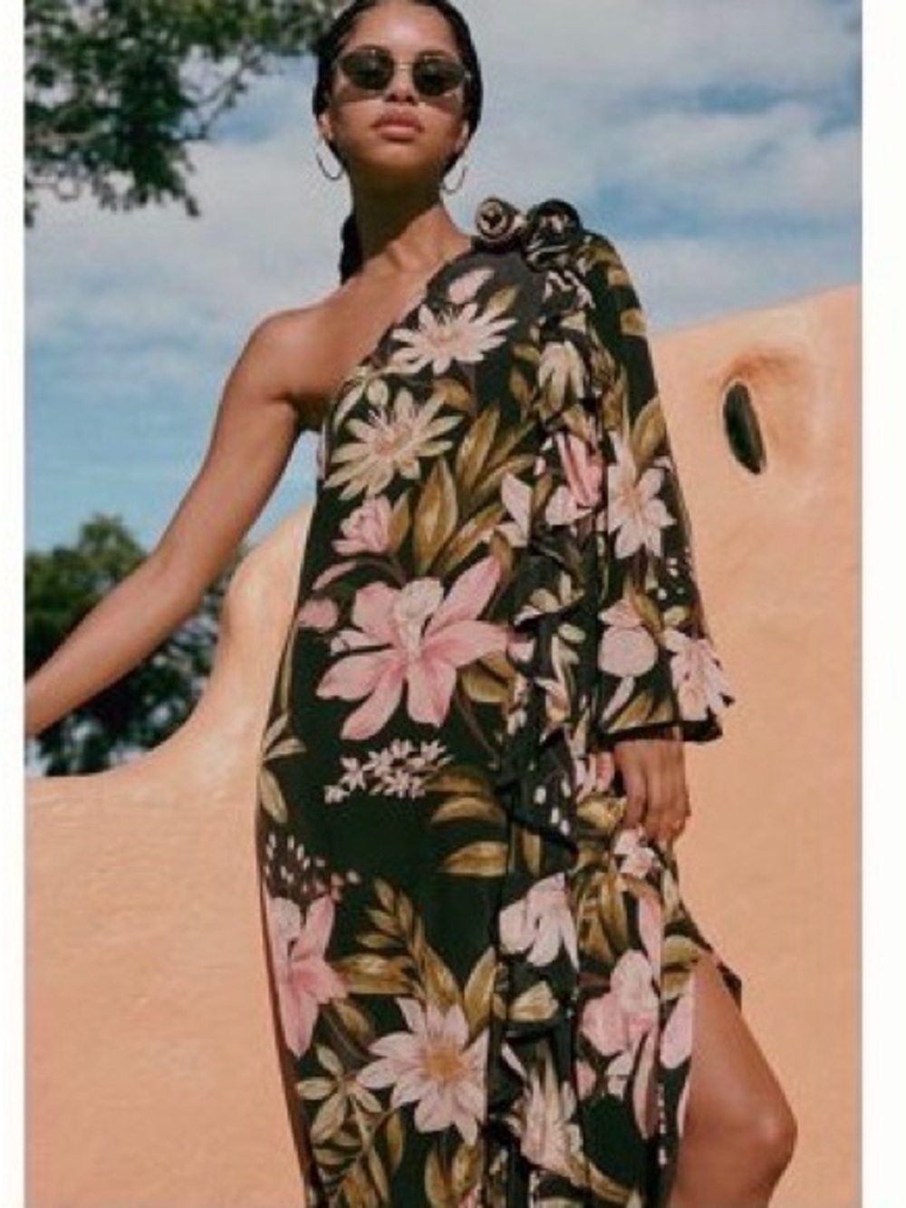 Farm Rio One-Shoulder Ruffle Hem Dress